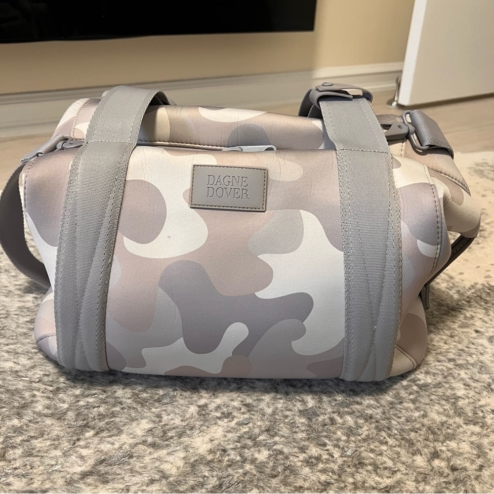 Dagne Dover Medium Landon Carryall in Haze Camo